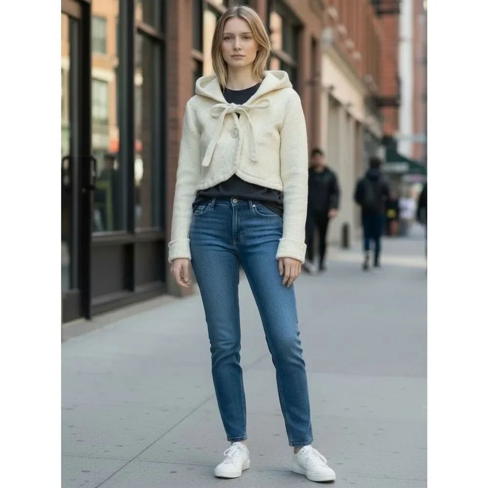 Vintage United Colors Of Benetton 100% Virgin Wool Cream Cropped Hoodie XXS